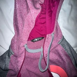North Face Jackets (Women’s Medium)